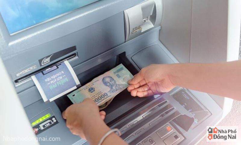 Nạp Tiền Qua Cây ATM Vietcombank